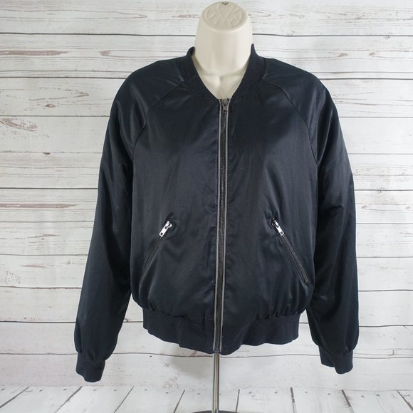 Fabletics Electra Puffy Bomber Semi Cropped Jacket - Picture 1 of 9